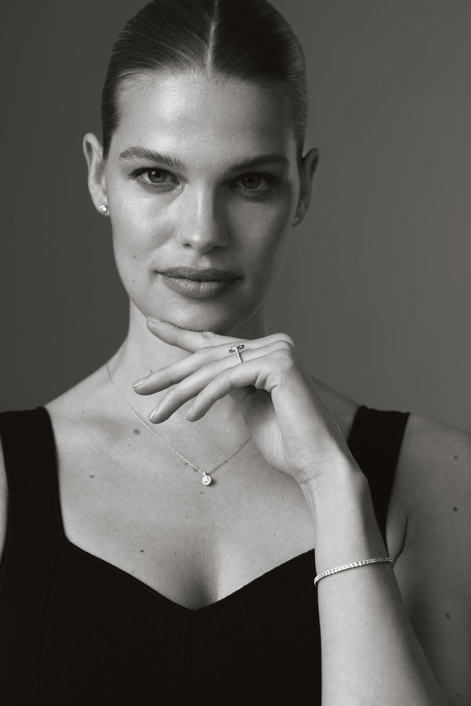 VERLIEBT. VERLOBT. VERHEIRATET.