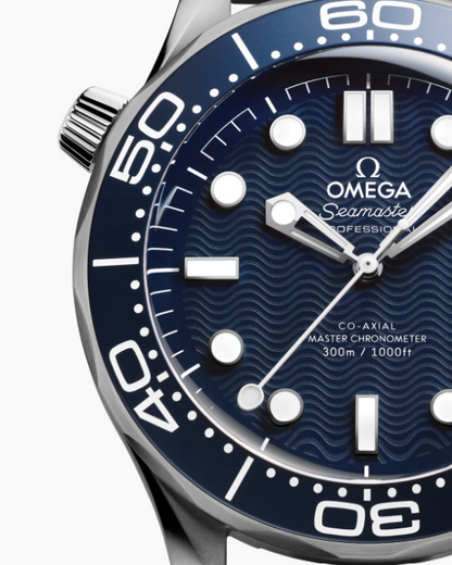 OMEGA SEAMASTER DIVER James Bond