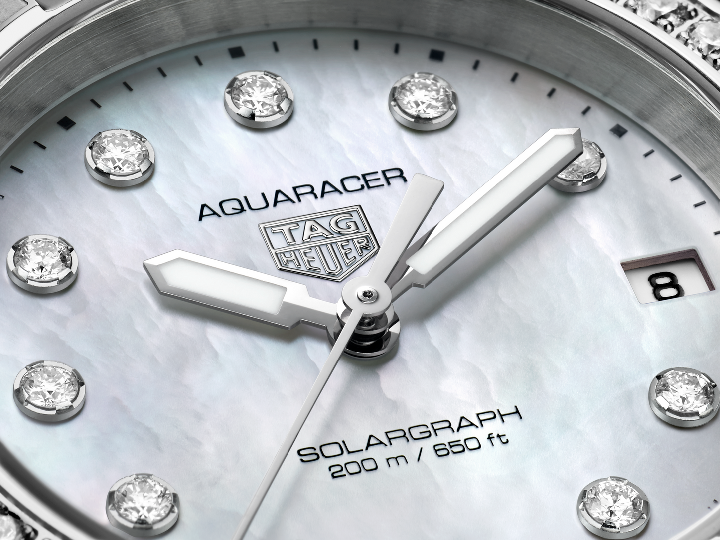 TAG Heuer Aquaracer  Professional 200 Solargraph