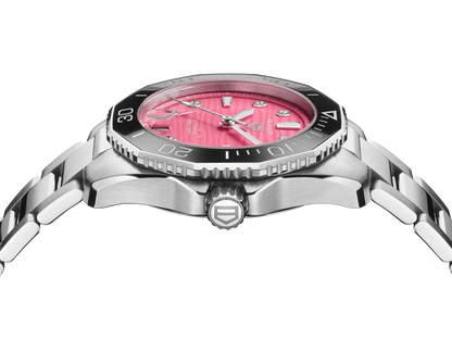 TAG Heuer Aquaracer  Professional 300 Date