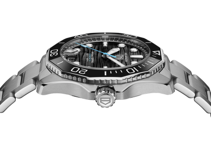 TAG Heuer Aquaracer  Professional 300 Date